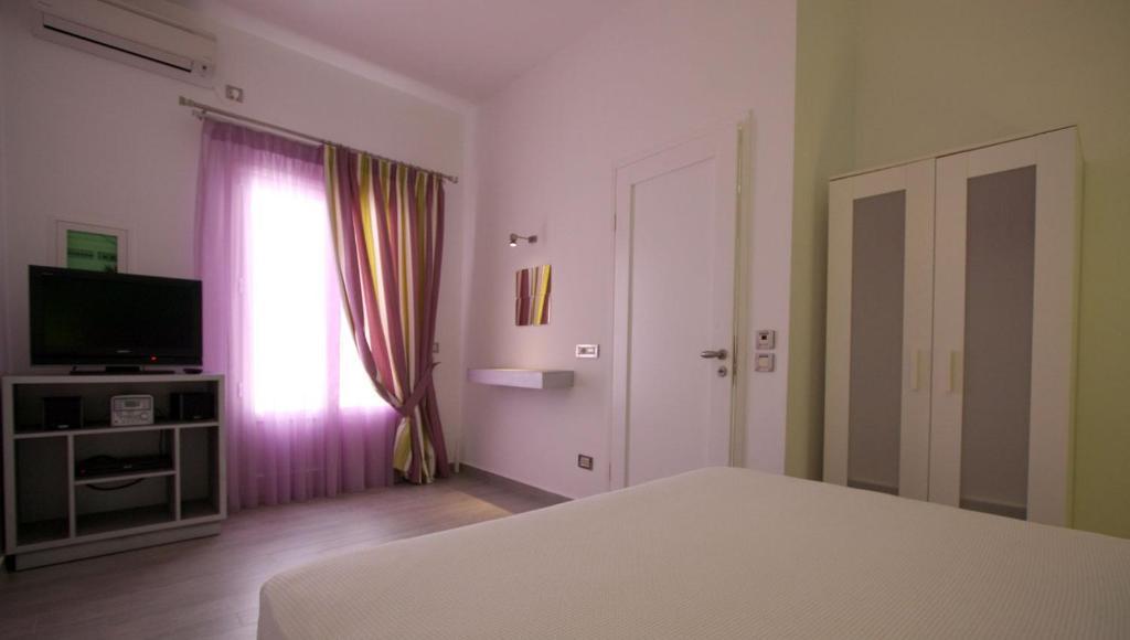 Efharis Hotel Kamares  Exterior photo